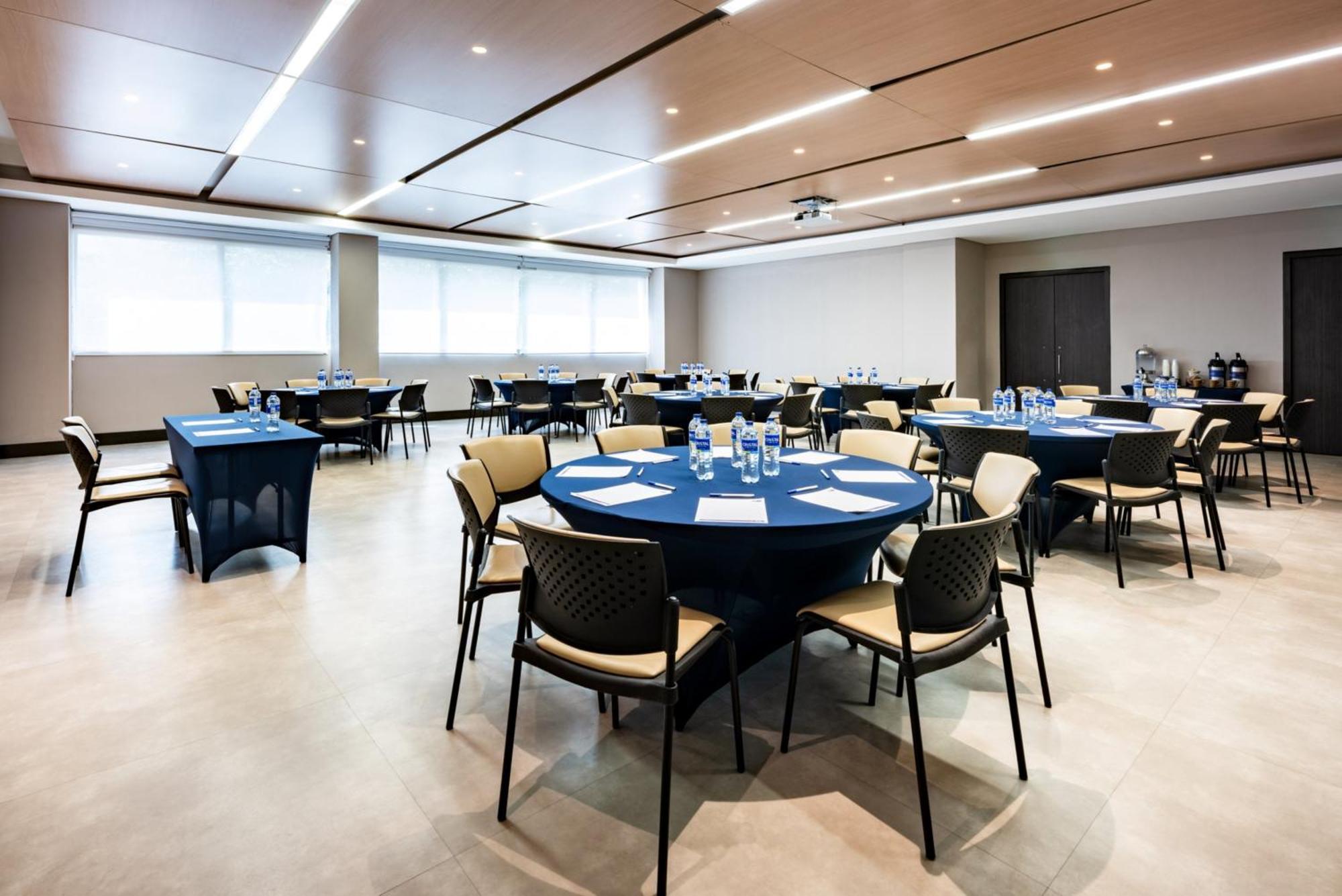 Holiday Inn Express - Cartagena Bocagrande By Ihg Exterior foto