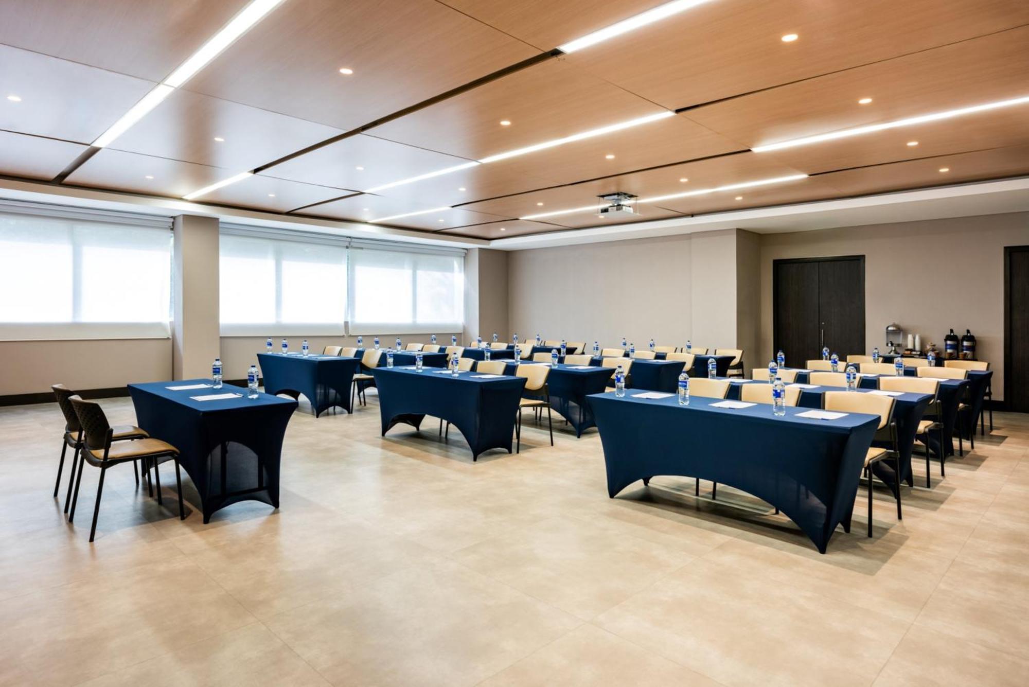 Holiday Inn Express - Cartagena Bocagrande By Ihg Exterior foto